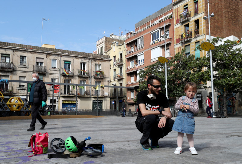 Spain Allows Children To Go Outside, Easing Lockdown Rule