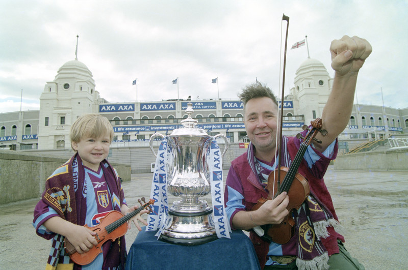 Nigel Kennedy Wembley Stadium FA Cup Final Preview 2000