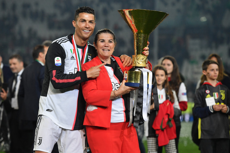 Cristiano Ronaldo și mama sa, Dolores Aveiro / Foto: Getty Images