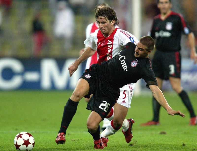 Fussball: CL 04/05, FC Bayern Muenchen-Ajax Amsterdam