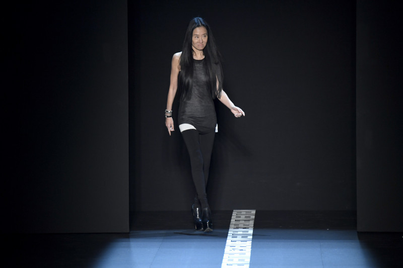 Vera Wang Collection - Runway - September 2016 - New York Fashion Week: The Shows