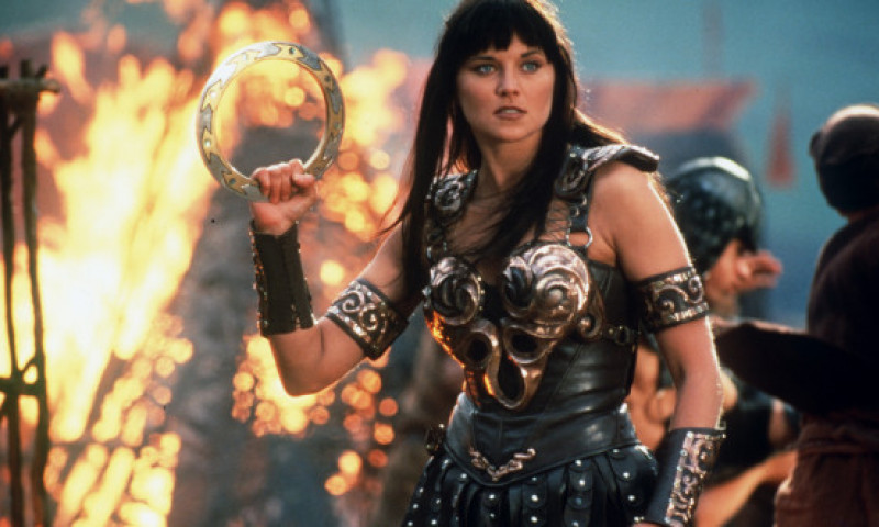 Cum arată „Xena” în 2024, la 56 de ani. Lucy Lawless, de nerecunoscut la două decenii de la încheierea serialului care a consacrat-o