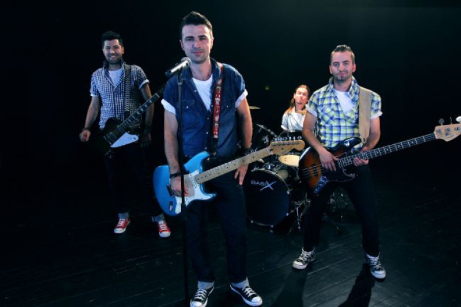 vunk-lanseaza-astazi-un-nou-clip-pentru-piesa-ldquo-doi-somnambuli-rdquo-filmat-in-los-angeles-video