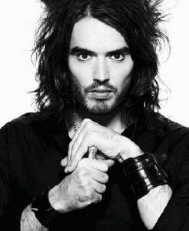 video-premiera-russell-brand-just-say-yes