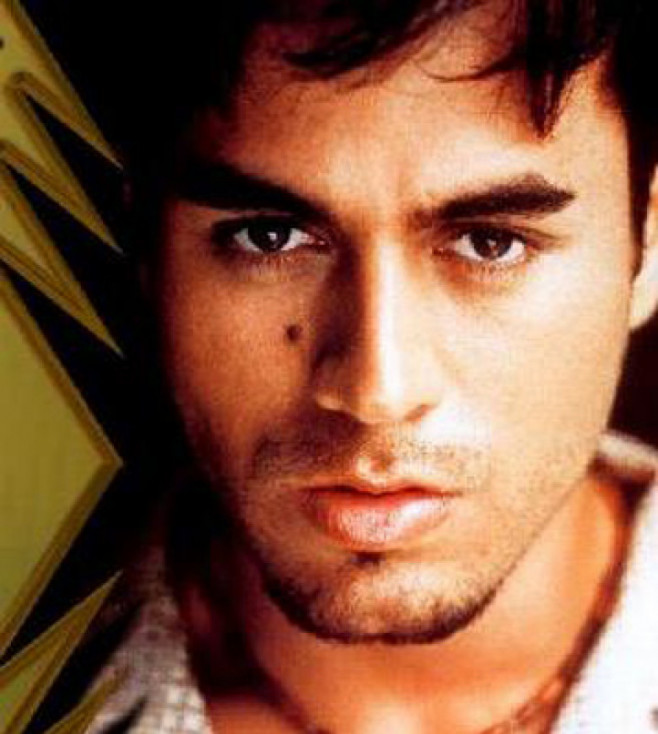 enrique-iglesias-tired-of-being-sorry