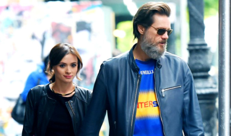 jim-carrey-cathriona-white