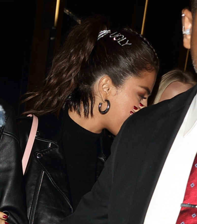 Selena Gomez ugly on head in NYC