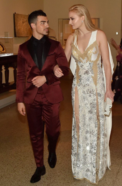 sohie-turner-joe-jonas