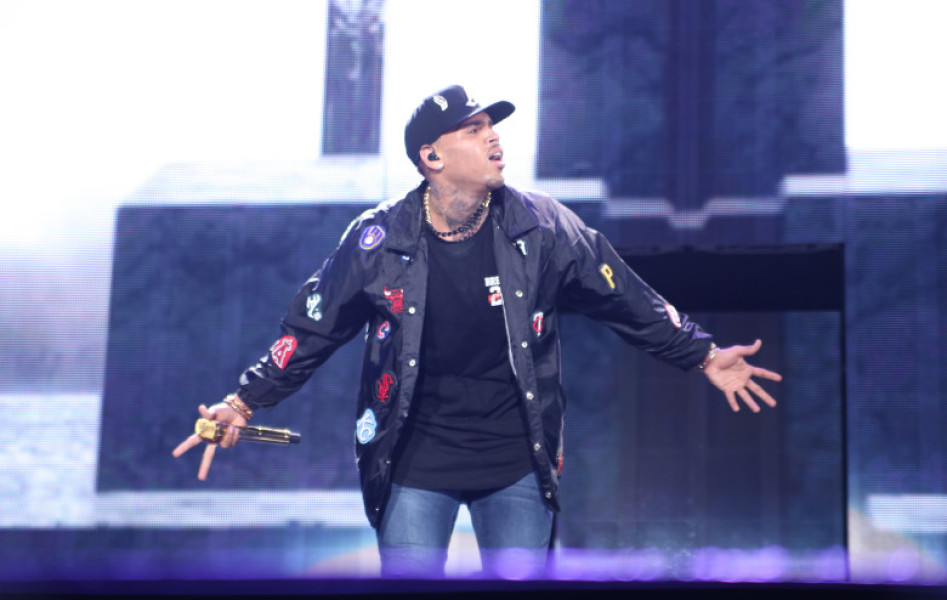 Chris Brown shows off his amazing dance moves as he takes the stage on the "Between the Sheets" tour at the Los Angeles Forum in Inglewood, CA