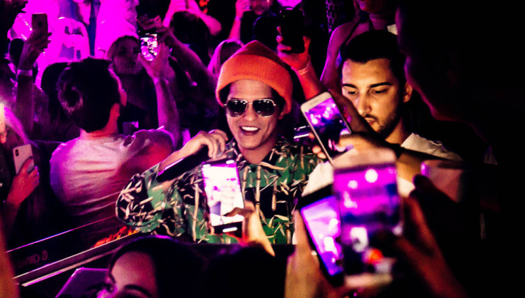 bruno-mars-header-hepta