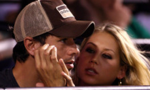 De ce Anna Kournikova trăiește departe de lumina reflectoarelor de la 21 de ani. Ea și Enrique Iglesias așteaptă al patrulea copil