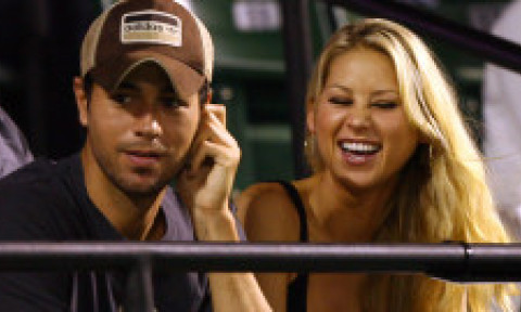 Enrique Iglesias și Anna Kournikova, apariție rară în Miami. Cum au fost surprinși înainte să se afle că așteaptă al patrulea copil