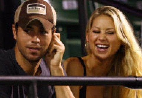 Enrique Iglesias și Anna Kournikova, apariție rară în Miami. Cum au fost surprinși înainte să se afle că așteaptă al patrulea copil