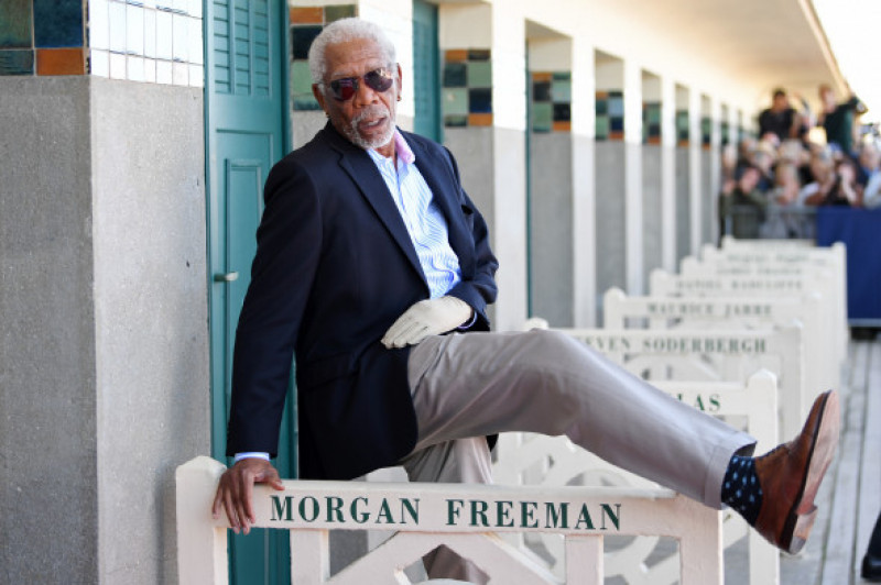 Morgan Freeman Receives Honorary Award : Photocall - 44th Deauville American Film Festival