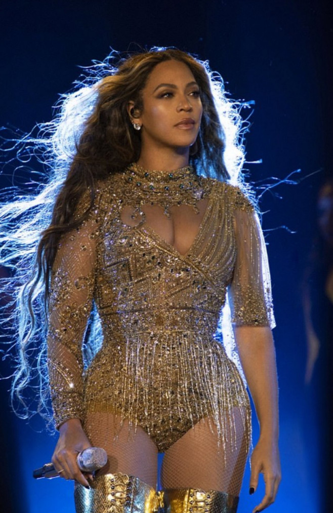 Beyonce rochie recital nunta India