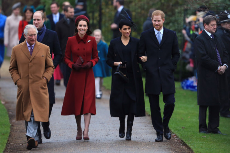 Prințul Charles, Prințul William, Kate Middleton, Meghan Markle și Prințul Harry