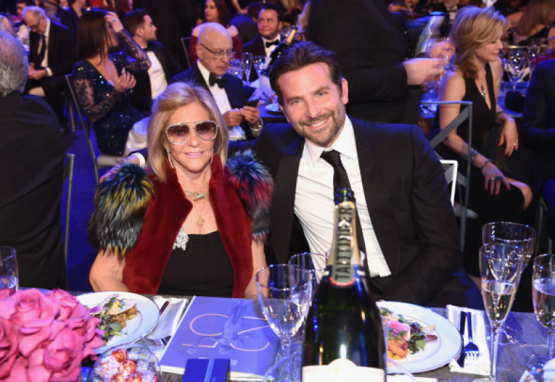 Gloria Campano și Bradley Cooper