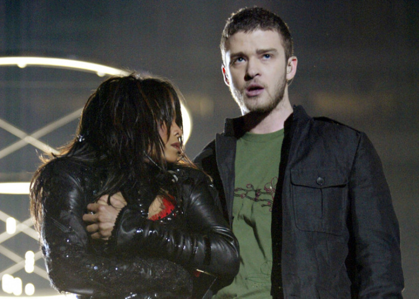 Janet Jackson și Justin Timberlake Super Bowl 2004