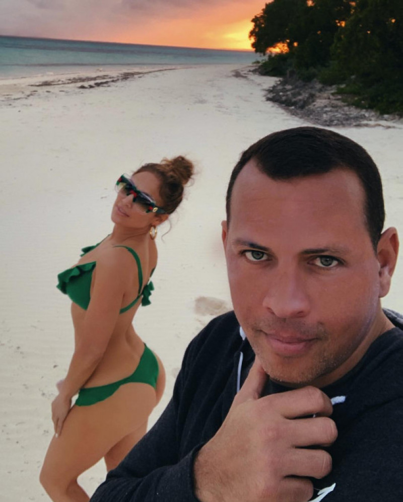 Alex Rodriguez Jennifer Lopez plajă Bahamas