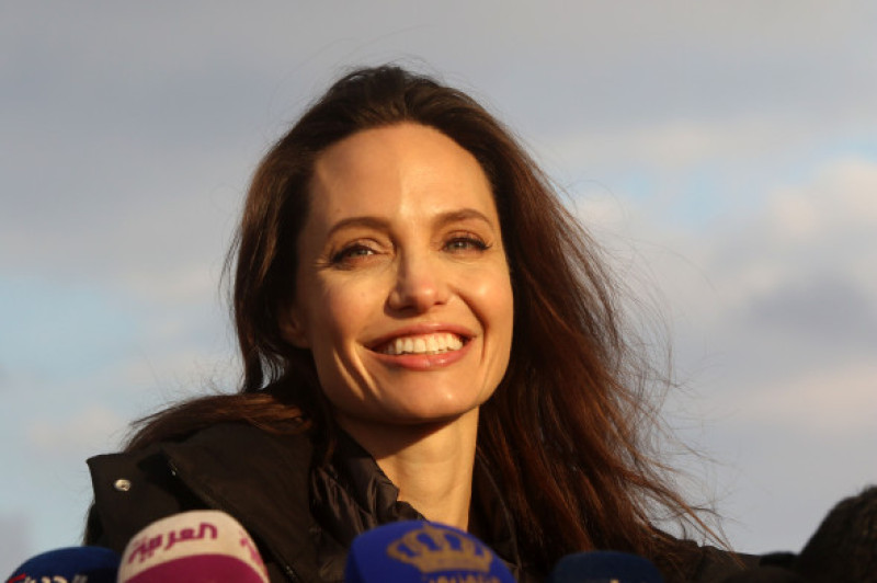 JOR: Angelina Jolie Visits Zaatari Refugees Camp
