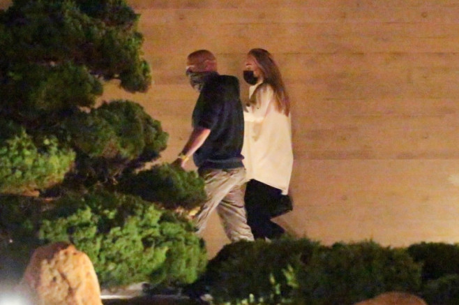 *PREMIUM-EXCLUSIVE* Adele and Rich Paul sneak out of a dinner date at Nobu *WEB EMBARGO UNTIL 1:15 pm ET on September 14, 2021*