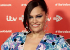 Cum își petrece Jessie J timpul după intervenția chirurgicală pentru cancer. Artista, recunoscătoare: „Cea mai bună zi”