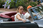 Jennifer Lopez goes shopping in The Hamptons with her sister Linda