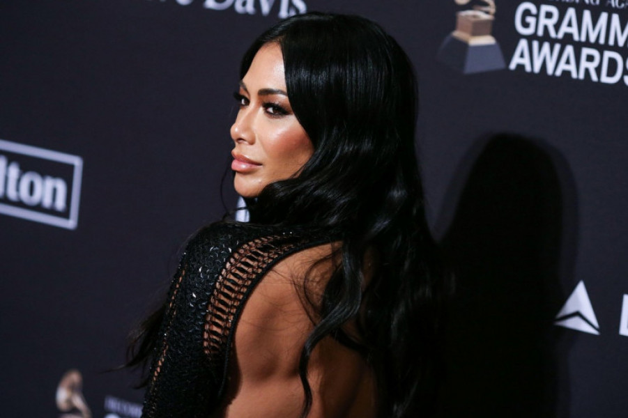 California, USA. 9th Feb 2019.  Singer Nicole Scherzinger arrives at The Recording Academy And Clive Davis' 2019 Pre-GRAMMY Gala held at The Beverly Hilton Hotel on February 9, 2019 in Beverly Hills, Los Angeles, California, United States. (Photo by Xavie