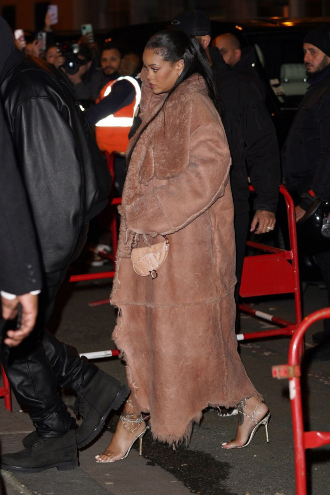 Rihanna și A$AP Rocky la Săptămâna modei din Paris/ Profimedia