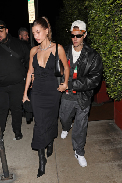 *EXCLUSIVE* Justin and Hailey Bieber have a romantic dinner date in Santa Monica!