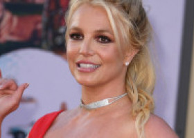 Fanii, îngrijorați. Britney Spears, implicată într-un incident ce aduce aminte de momentul 2007. Paramedicii, chemați la hotel