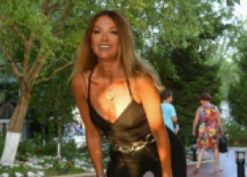 Cum reușește Anca Țurcașiu să se mențină în formă la 55 de ani. Artista a dezvăluit secretele siluetei sale: „Am eliminat complet”