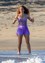 *EXCLUSIVE* Shakira has some fun on the beach with her two boys in Cabo San Lucas