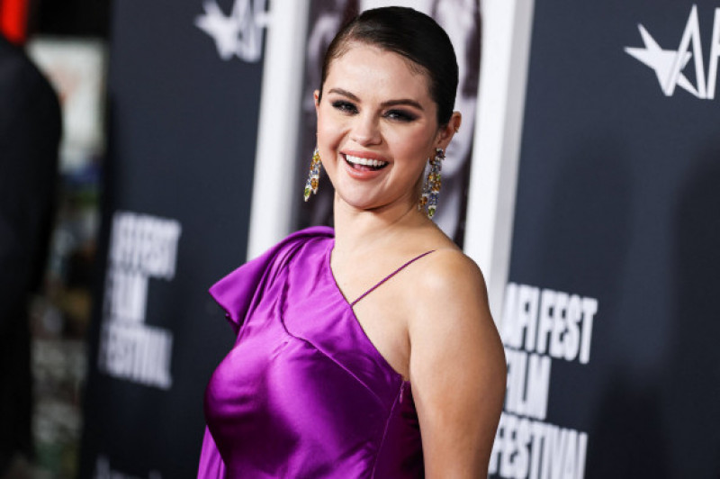 Selena Gomez wearing Rodarte arrives at the 2022 AFI Fest - Opening Night World Premiere Of Apple Original Films' 'Selena Gomez: My Mind