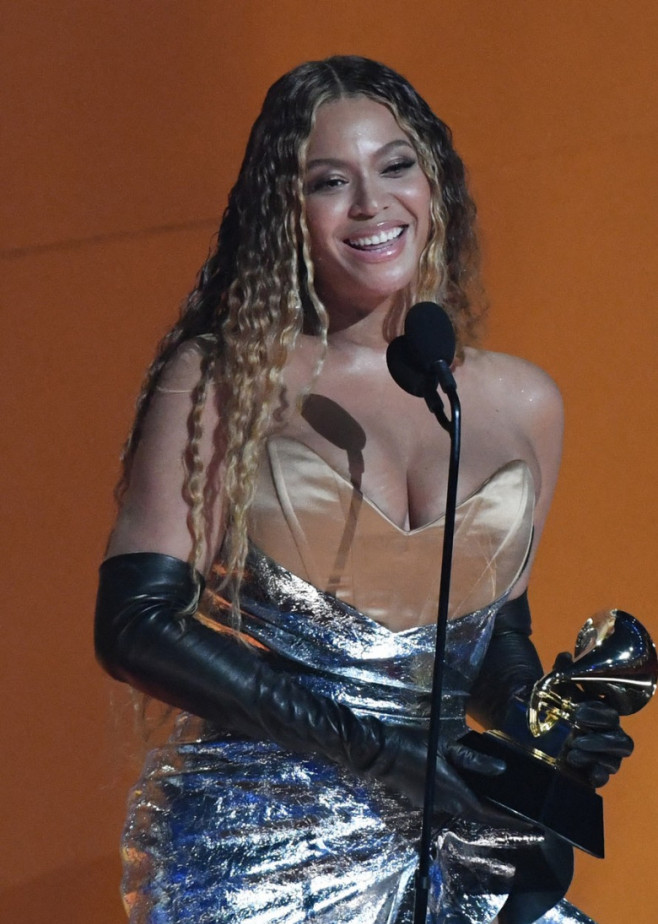 Beyonce, cea mai premiată artistă din istoria premiilor Grammy (4)