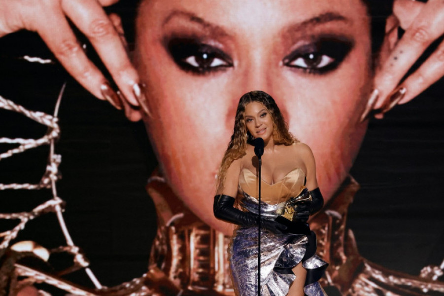 Beyonce, cea mai premiată artistă din istoria premiilor Grammy (7)