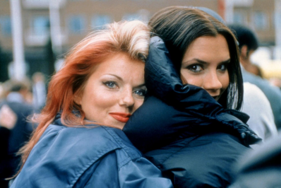 Geri Halliwell și Victoria Beckham