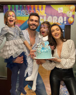 George Burcea și fiicele sale cu Andreea Bălan, alături de iubita lui Viviana Sposub/ Facebook