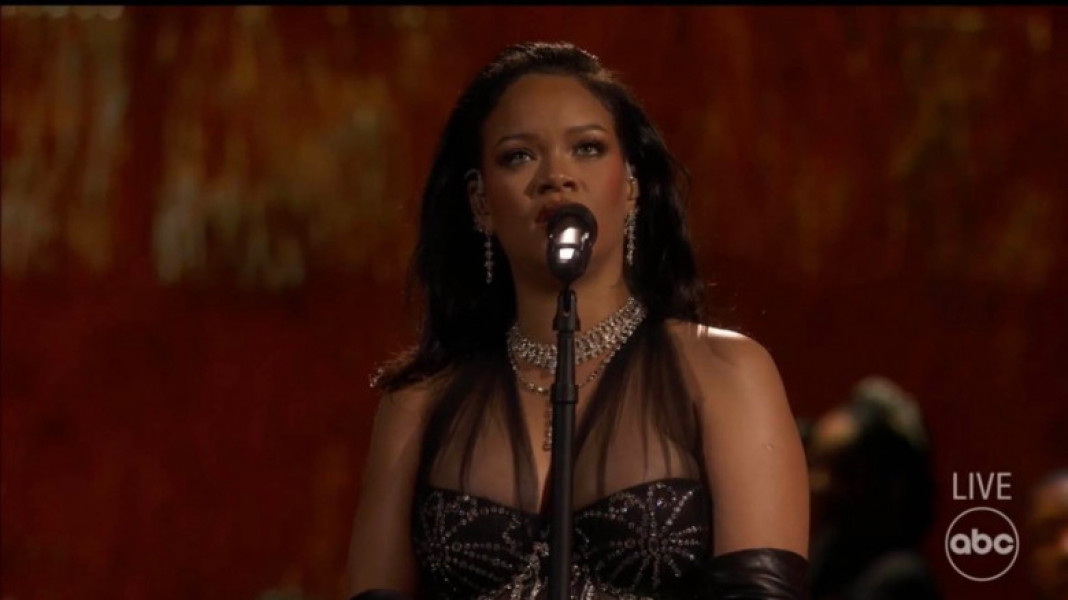 Rihanna la premiile Oscar/ Profimedia