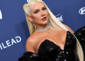 Christina Aguilera, mai slabă ca oricând. Artista a făcut spectacol în Las Vegas într-un body nude și cizme lungi