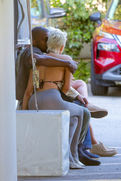 Kanye West și Bianca Censori/ Profimedia