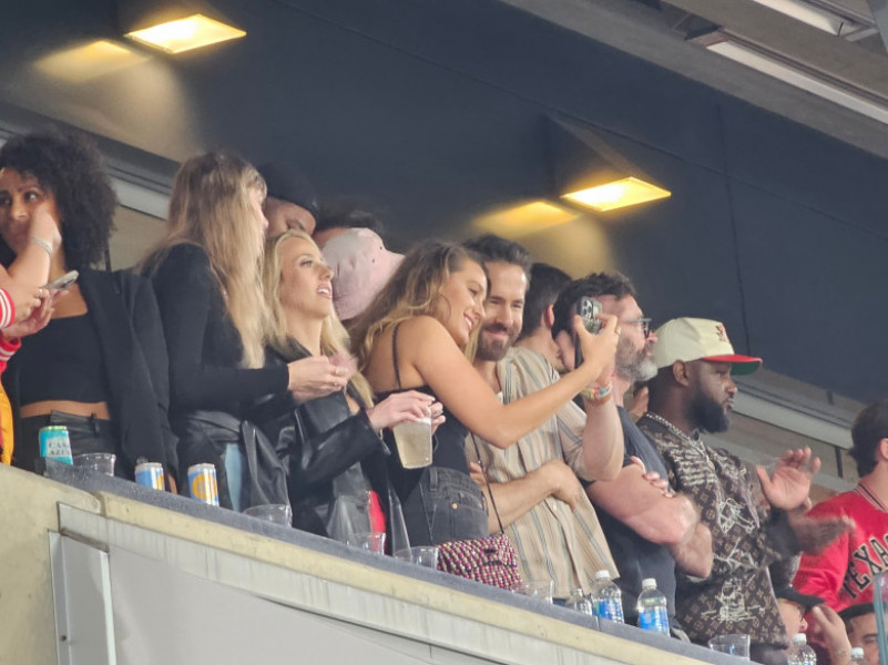 Taylor Swift Parties With Hugh Jackman, Blake Lively, Ryan Reynolds And More In Her Suite Sponsored By Aaron Roger's As She Cheers For Kc Chiefs And Travis Kelce In New Jersey