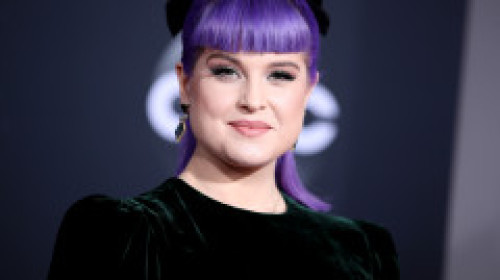 Kelly Osbourne șochează cu noul ei look. Fanii reacționează la imaginile cu fiica lui Ozzy: „AI? Cine este această persoană?”