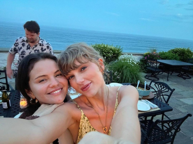 Selena Gomez și Taylor Swift