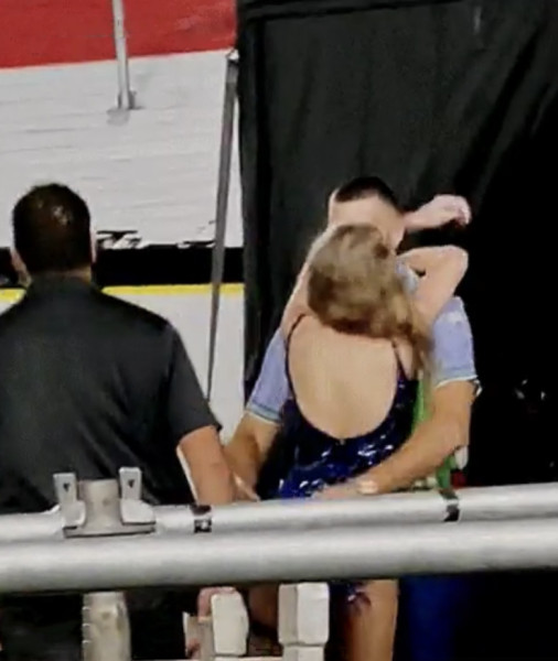Taylor Swift și Travis Kelce