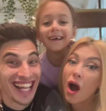Andreea Bălan și Victor Cornea au plecat din țară împreună cu fetițele/ Foto: Instagram