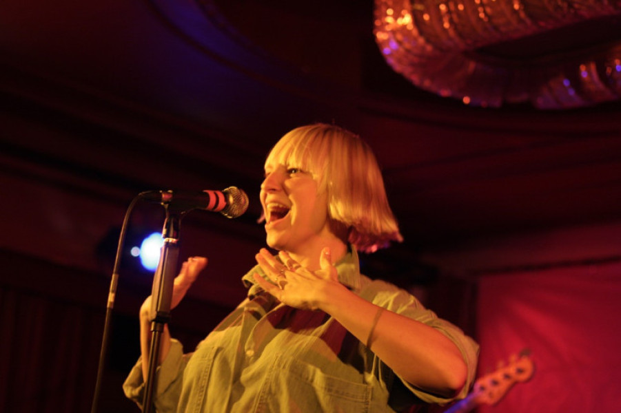 Sia