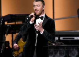 Sam Smith a suferit o liposucție la doar 13 ani, după ce a fost victima hărțuirii „brutale” din cauza greutății sale