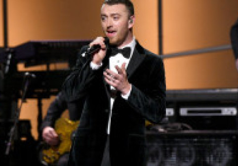 Sam Smith a suferit o liposucție la doar 13 ani, după ce a fost victima hărțuirii „brutale” din cauza greutății sale