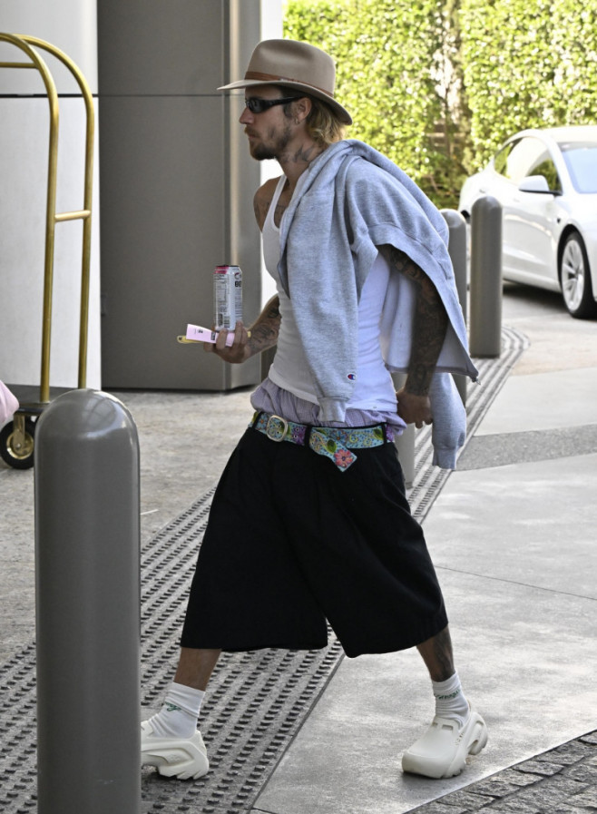 Justin Bieber Arrives At Waldorf Astoria In Beverly Hills - 8 Aug 2024